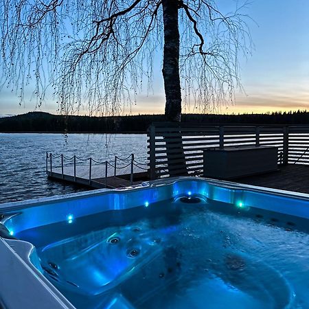 Luxurious Villa Kinos With Jacuzzi Rovaniemi Exterior photo