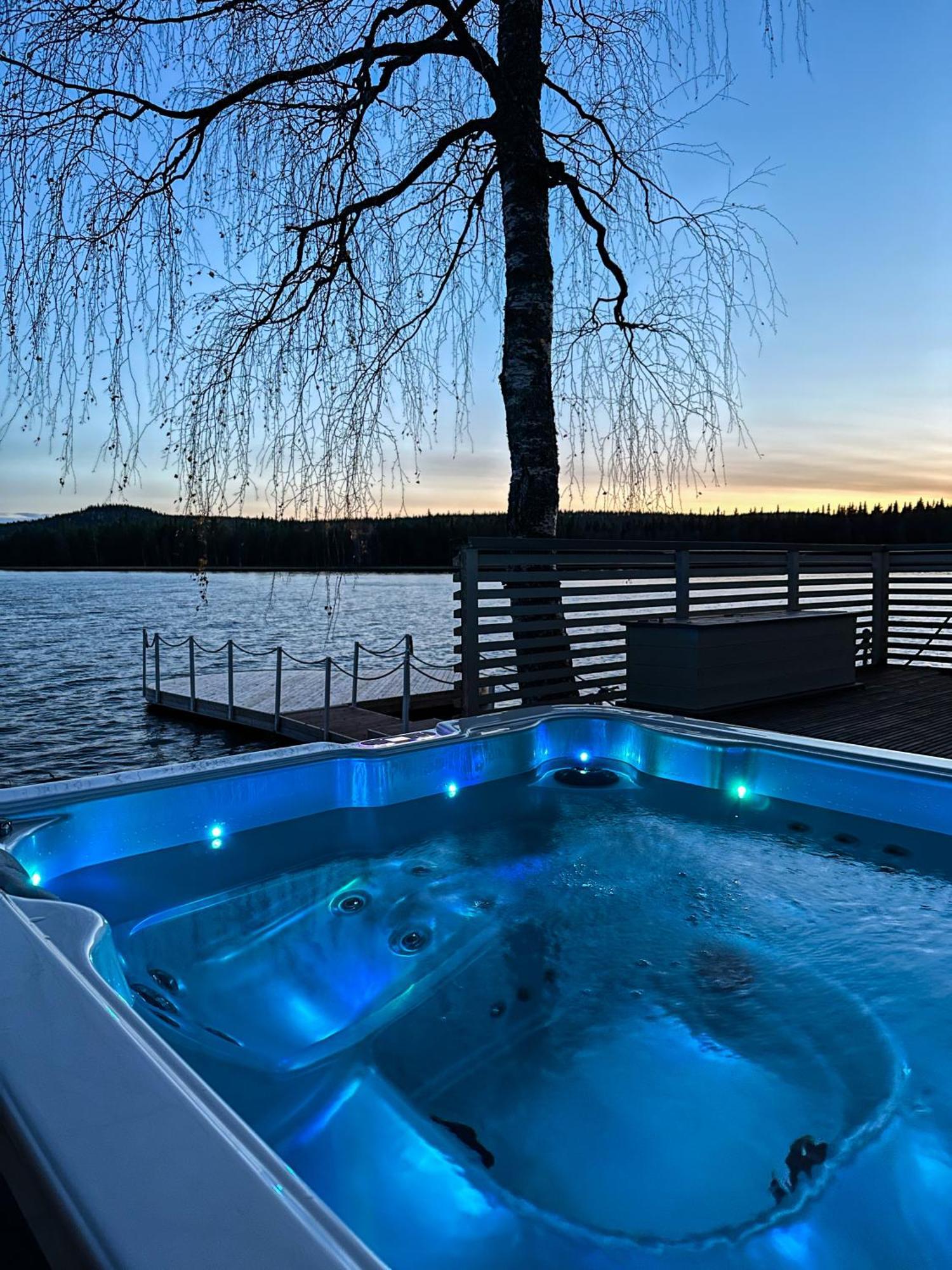 Luxurious Villa Kinos With Jacuzzi Rovaniemi Exterior photo